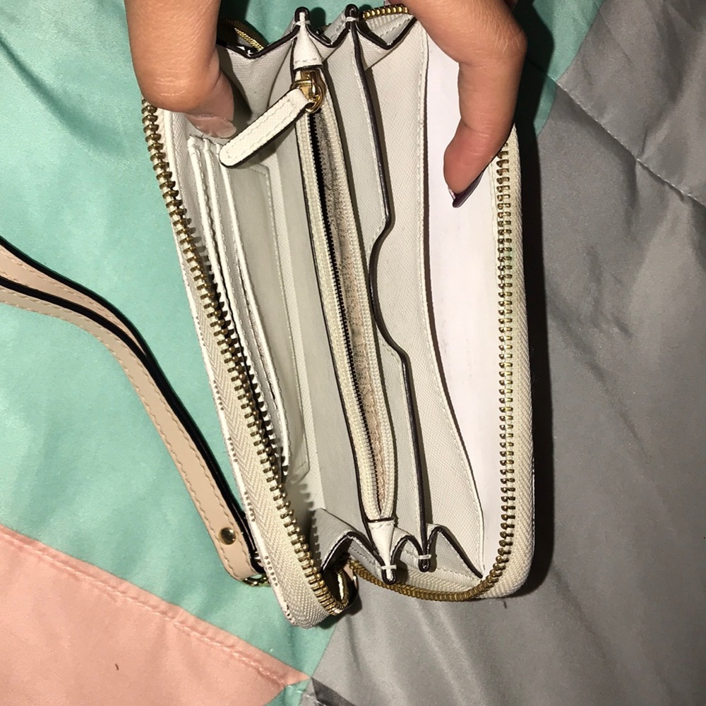 MK Wallet - Picture 4 of 4